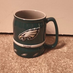 NFL Philadelphia Eagles Green Barrel Mug